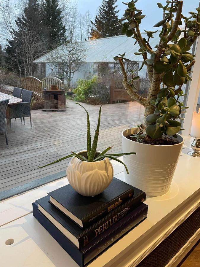 Enchanting Country Home Laugaras Bagian luar foto